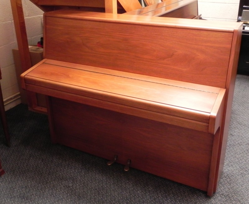 Knight upright Piano in Mahogany – Gallery image – Roberts Pianos Oxford