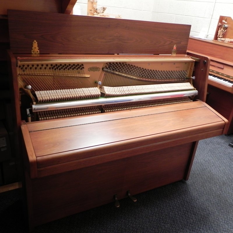 Knight upright Piano in Mahogany – Gallery image – Roberts Pianos Oxford