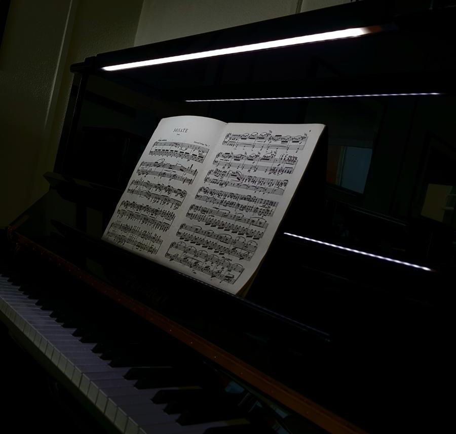 Feurich 133 Concert upright Piano in Black – Gallery image – Roberts Pianos Oxford