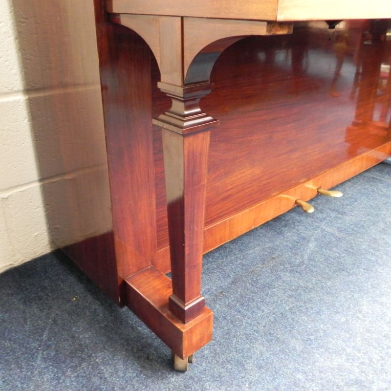 Steinway K