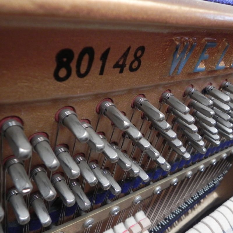 Welmar upright Piano in Mahogany – Gallery image – Roberts Pianos Oxford