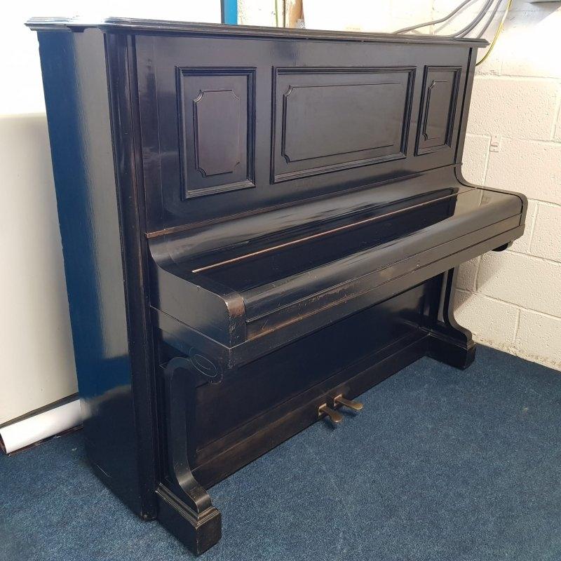 Bechstein 8 upright Piano in Black – Gallery image – Roberts Pianos Oxford
