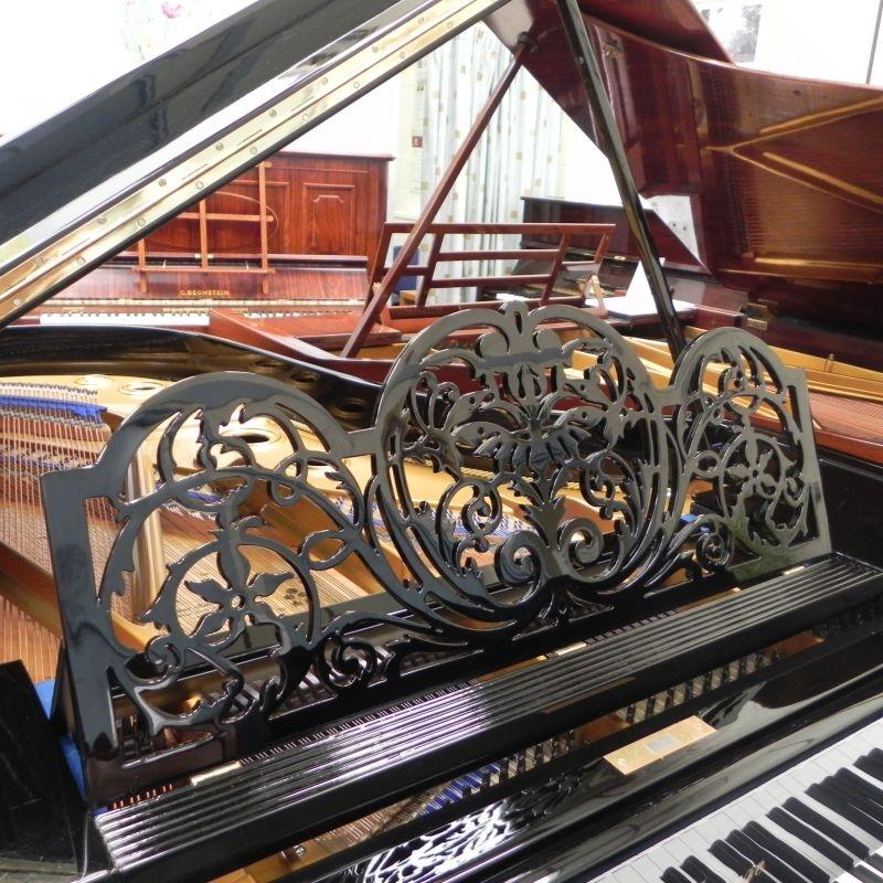 Bluthner Style VII grand Piano in Black – Gallery image – Roberts Pianos Oxford