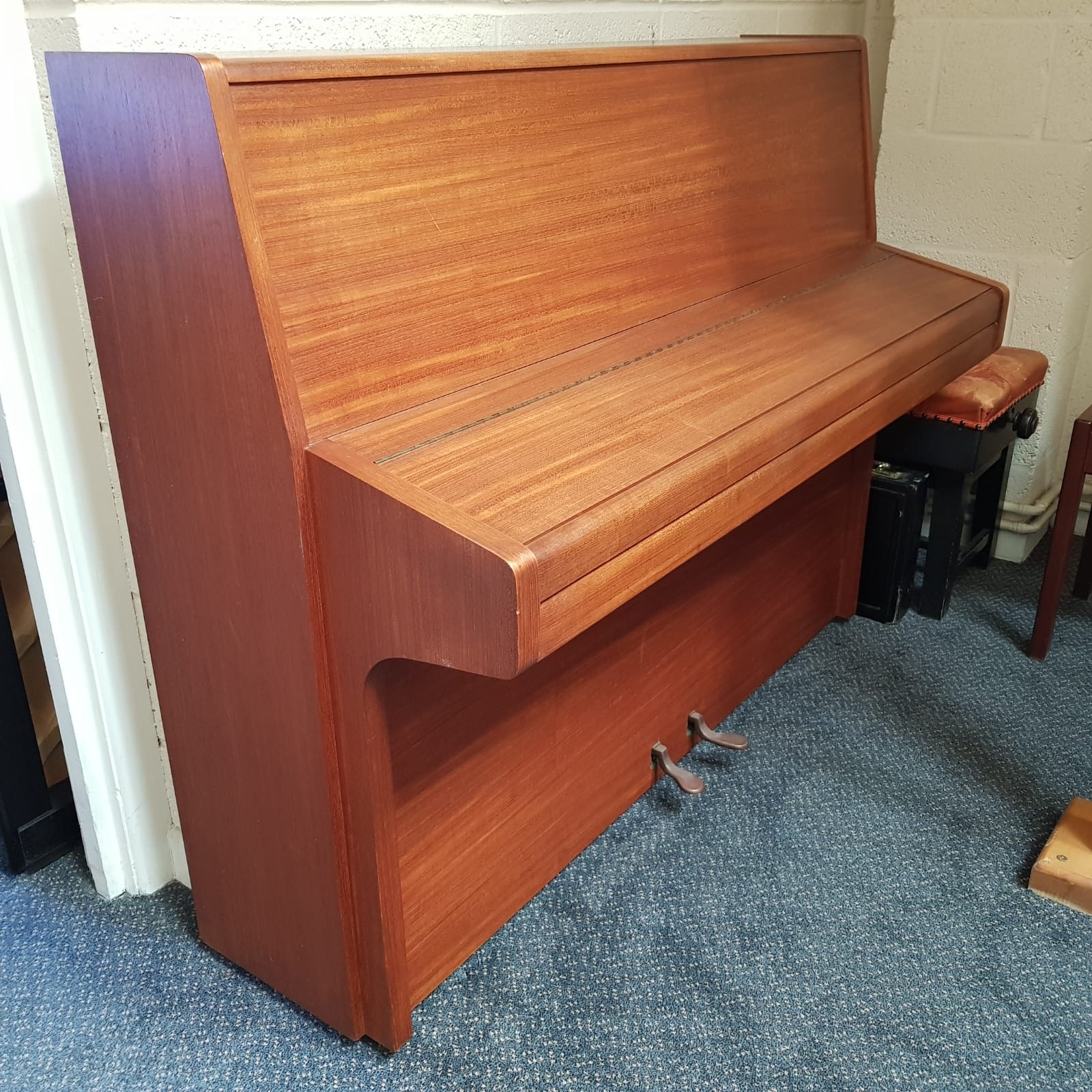 Knight upright Piano in teak – Gallery image – Roberts Pianos Oxford