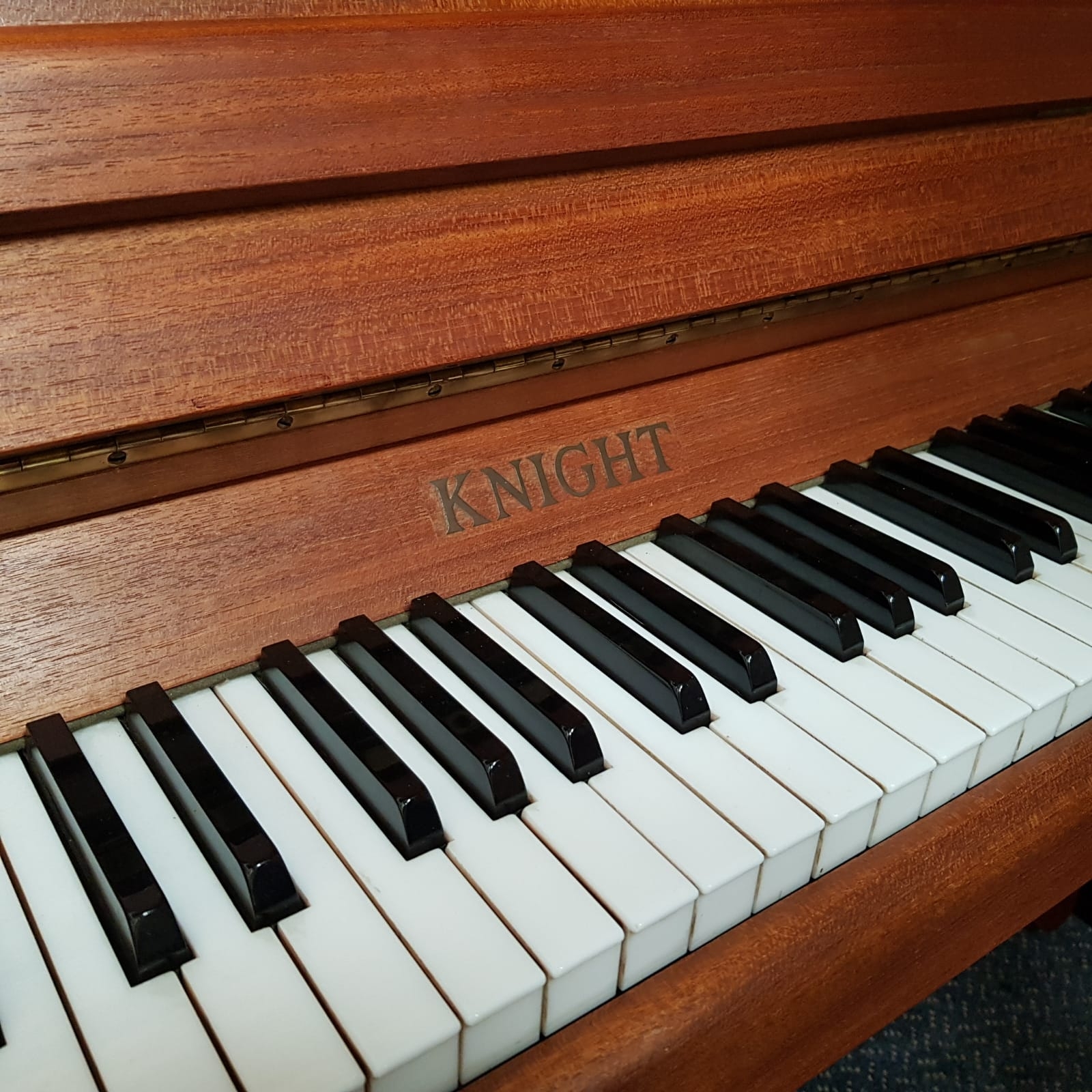 Knight upright Piano in teak – Gallery image – Roberts Pianos Oxford