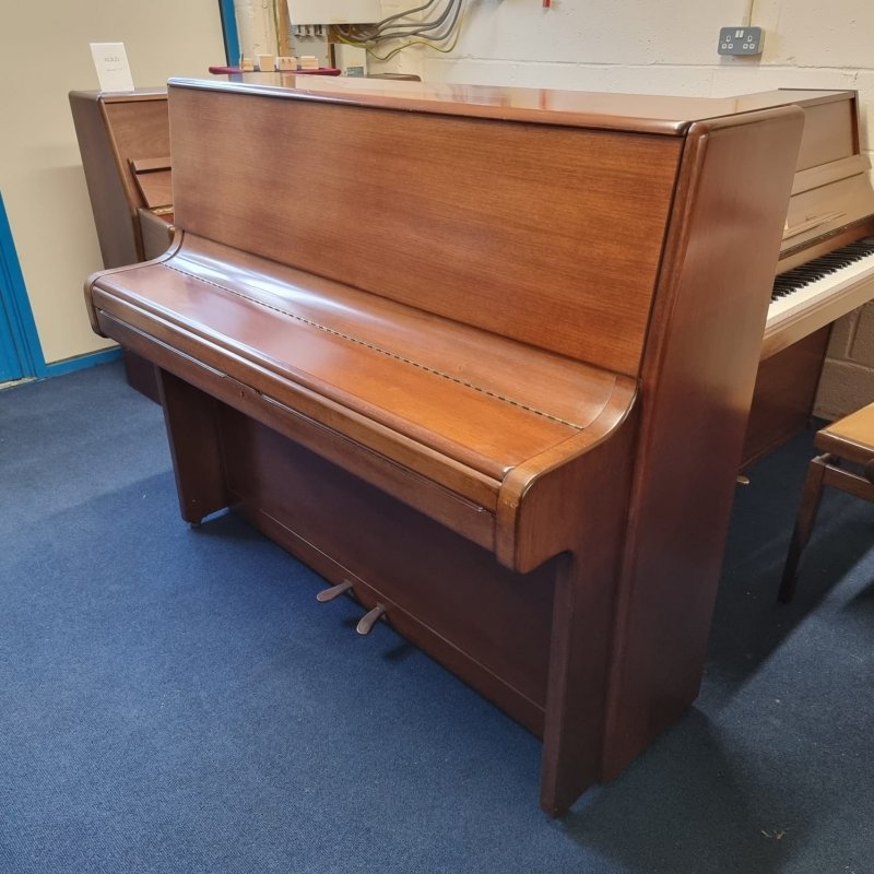 Welmar upright Piano in mahogany – Gallery image – Roberts Pianos Oxford