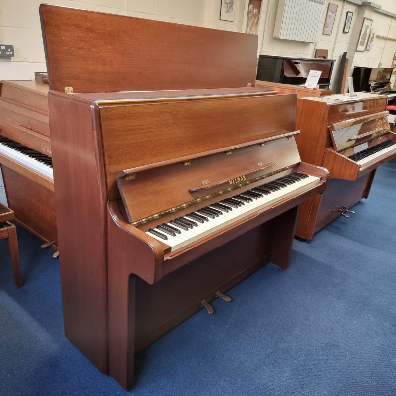 Welmar upright Piano in mahogany – Gallery image – Roberts Pianos Oxford