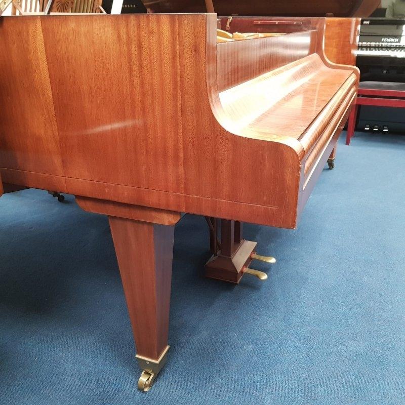 Bosendorfer 200 grand Piano in mahogany – Gallery image – Roberts Pianos Oxford