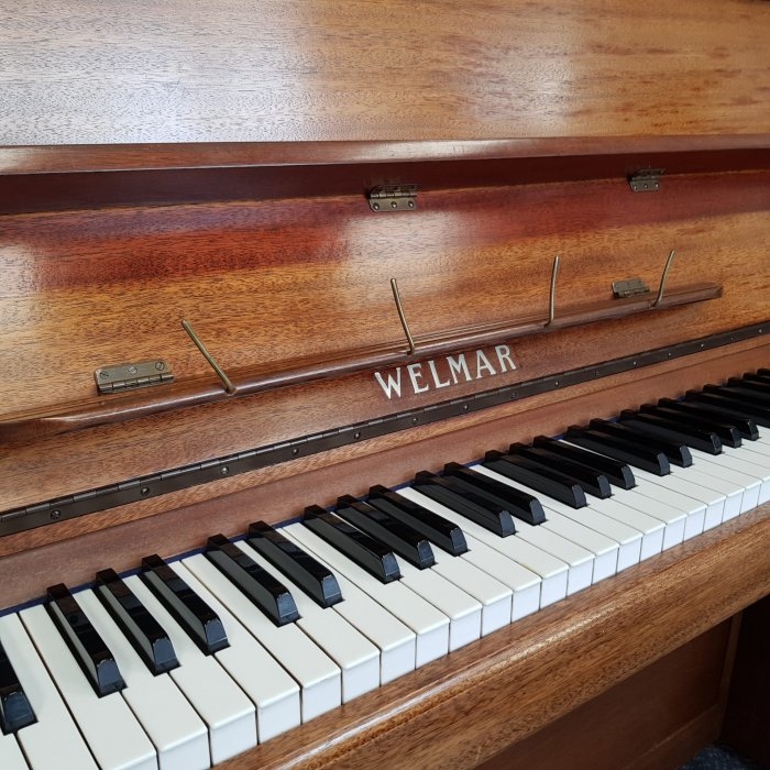 Welmar upright Piano in mahogany – Gallery image – Roberts Pianos Oxford