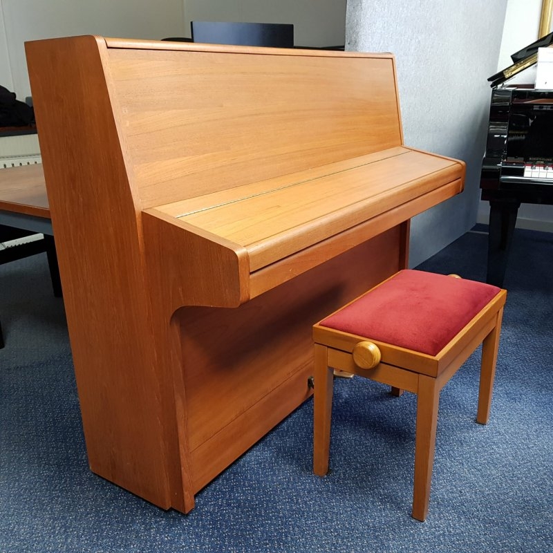 Knight upright Piano in teak – Gallery image – Roberts Pianos Oxford