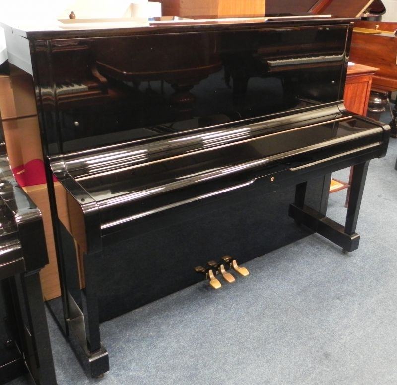 Yamaha U1H upright Piano in black polyester – Featured image – Roberts Pianos Oxford
