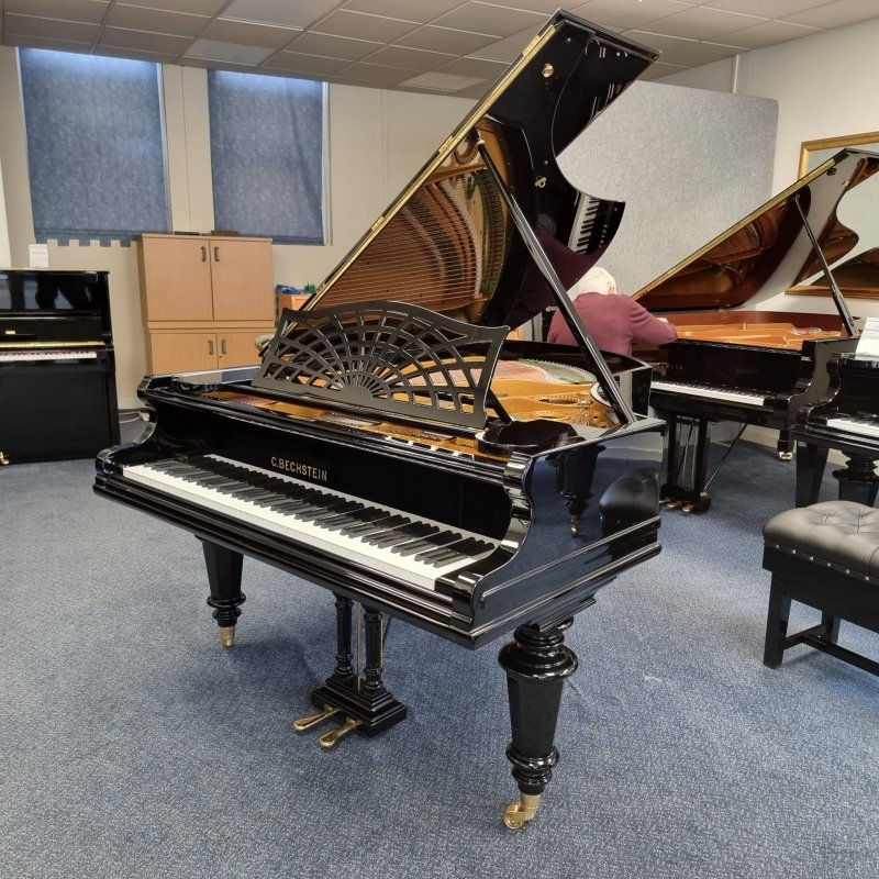 Bechstein model V