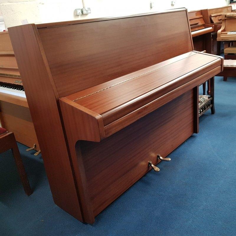 Knight K10 upright Piano in mahogany – Gallery image – Roberts Pianos Oxford