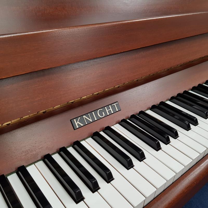Knight K10 upright Piano in mahogany – Gallery image – Roberts Pianos Oxford