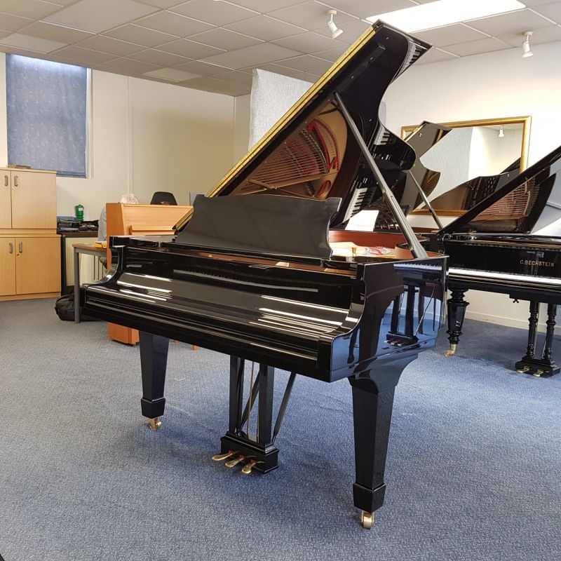Steinway B