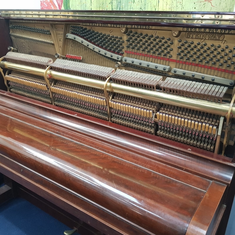 Steinway K