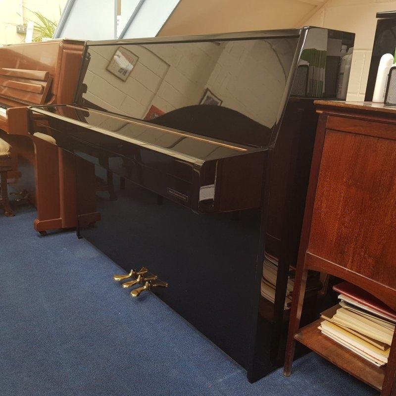 Yamaha C110A upright Piano in Bright black – Gallery image – Roberts Pianos Oxford