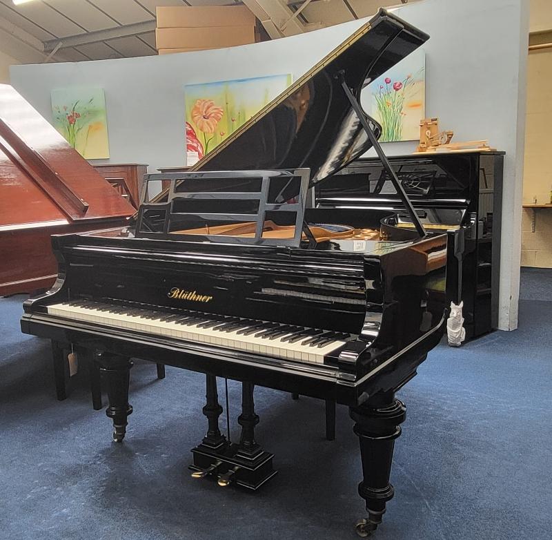 Bluthner VII grand Piano in bright black – Featured image – Roberts Pianos Oxford