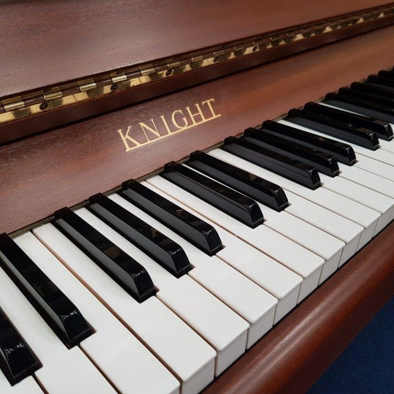 Knight K20 upright Piano in mahogany – Gallery image – Roberts Pianos Oxford