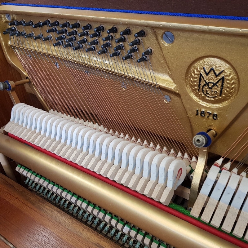 Welmar upright Piano in mahogany – Gallery image – Roberts Pianos Oxford