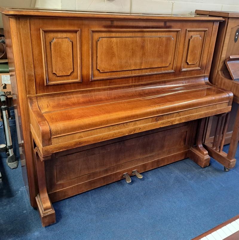 Bechstein 8 upright Piano in Rosewood – Gallery image – Roberts Pianos Oxford