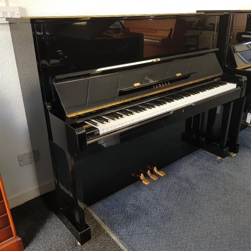 Yamaha U1H upright Piano in Black – Featured image – Roberts Pianos Oxford