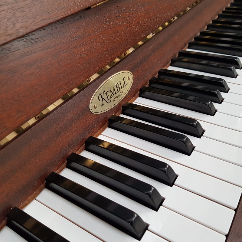 Kemble upright Piano in walnut – Gallery image – Roberts Pianos Oxford