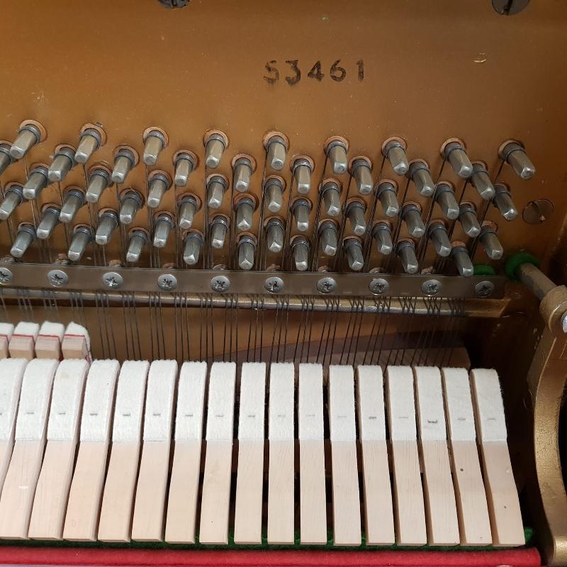 Knight K10 upright Piano in mahogany – Gallery image – Roberts Pianos Oxford