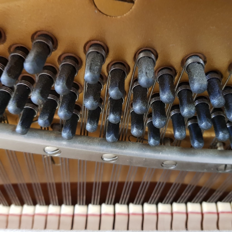 Yamaha U1M