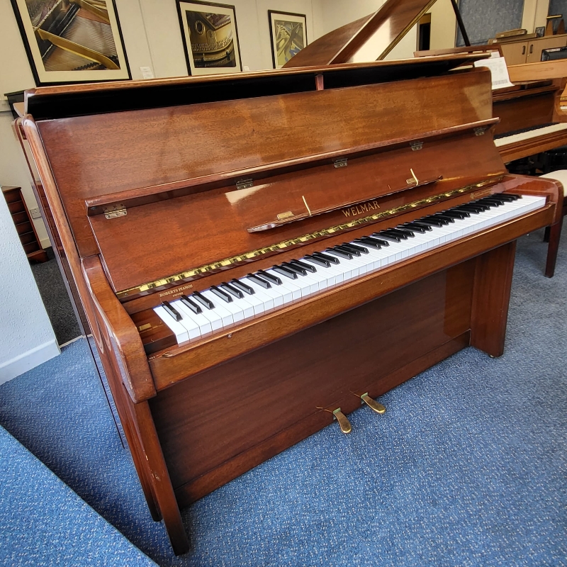 Welmar upright Piano in mahogany – Gallery image – Roberts Pianos Oxford