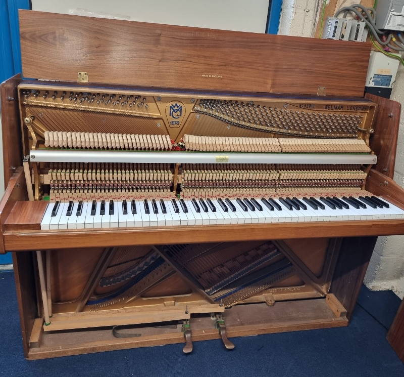 Welmar upright Piano in mahogany – Gallery image – Roberts Pianos Oxford