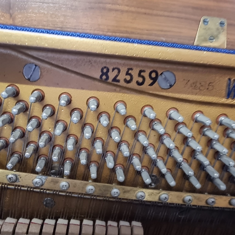 Welmar upright Piano in mahogany – Gallery image – Roberts Pianos Oxford
