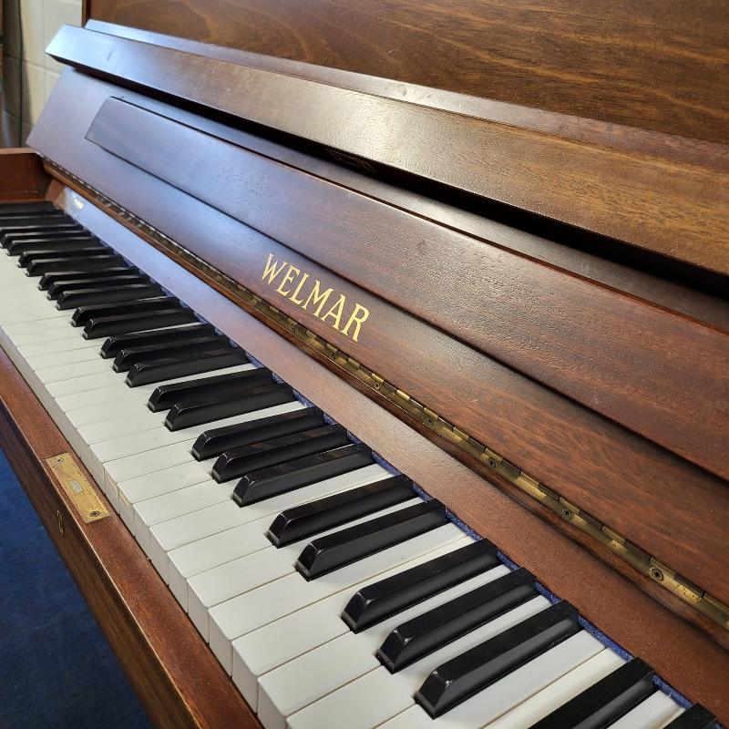Welmar upright Piano in light mahogany – Gallery image – Roberts Pianos Oxford