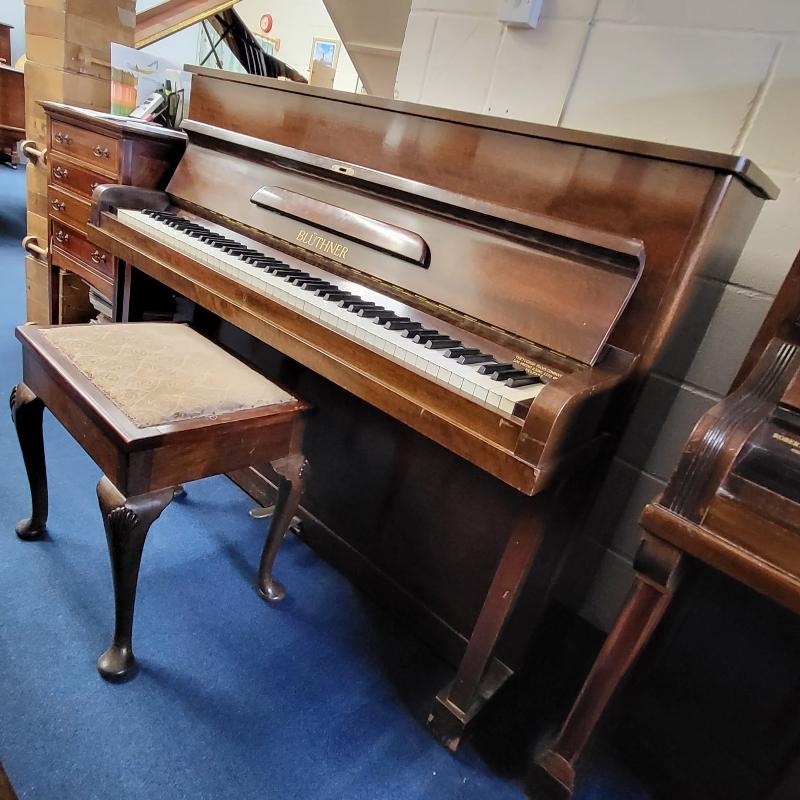 Bluthner upright Piano in mahogany – Gallery image – Roberts Pianos Oxford