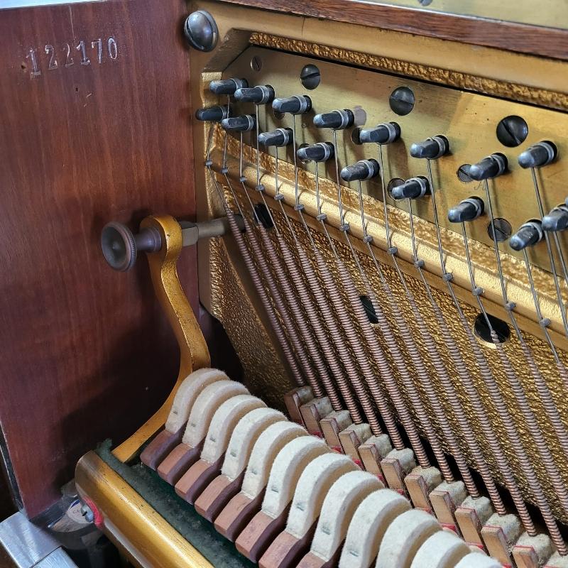 Bluthner upright Piano in mahogany – Gallery image – Roberts Pianos Oxford