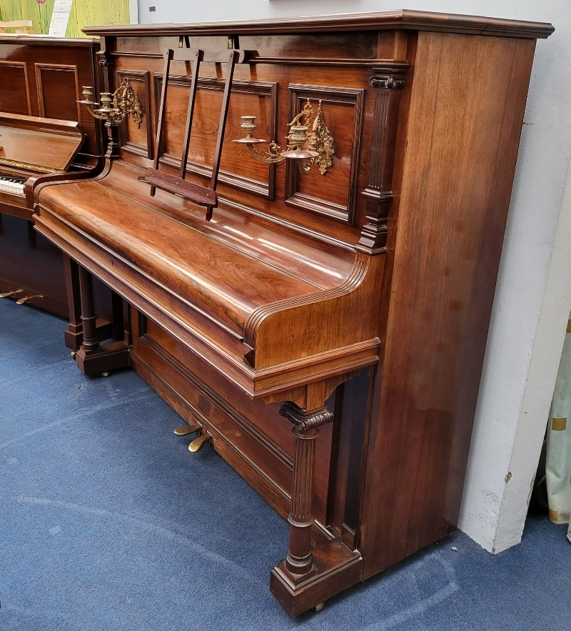 Bluthner upright Piano in rosewood – Gallery image – Roberts Pianos Oxford