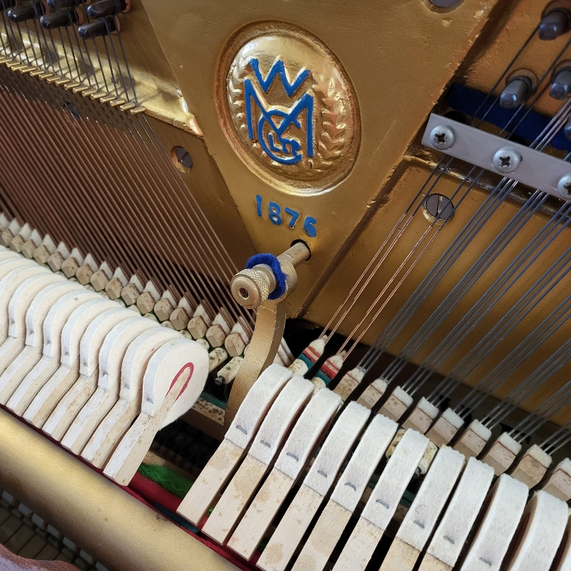 Welmar upright Piano in mahogany – Gallery image – Roberts Pianos Oxford