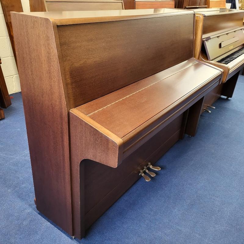 Knight upright Piano in mahogany – Gallery image – Roberts Pianos Oxford
