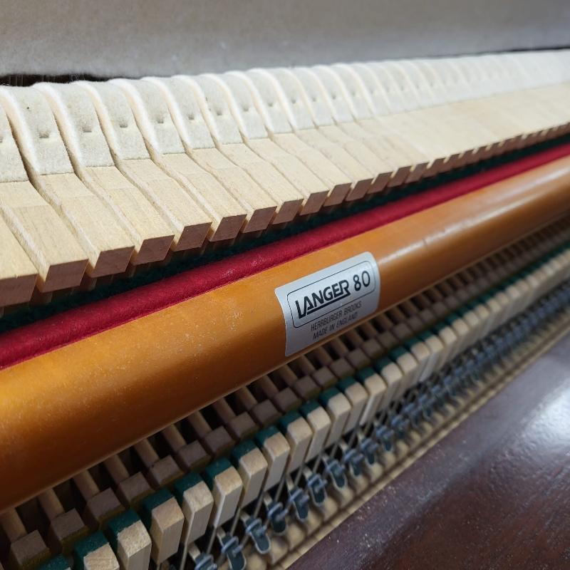 Knight upright Piano in mahogany – Gallery image – Roberts Pianos Oxford