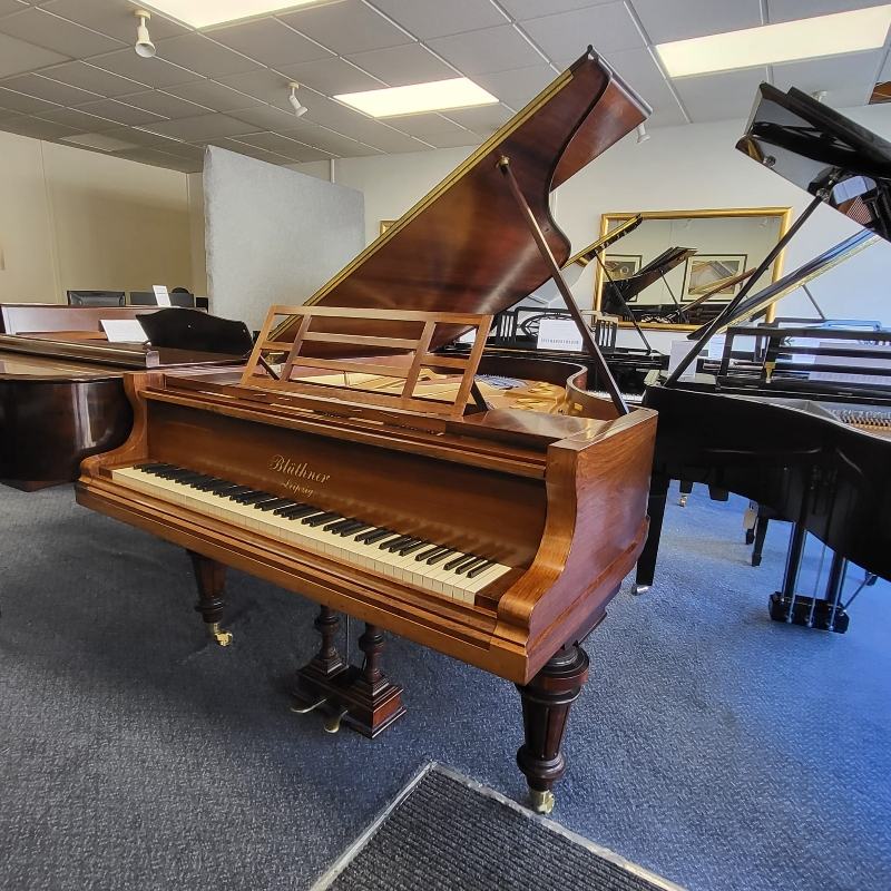 Bluthner VIII grand Piano in rosewood – Featured image – Roberts Pianos Oxford