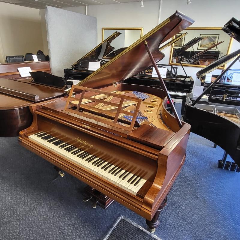 Bluthner VIII grand Piano in rosewood – Gallery image – Roberts Pianos Oxford