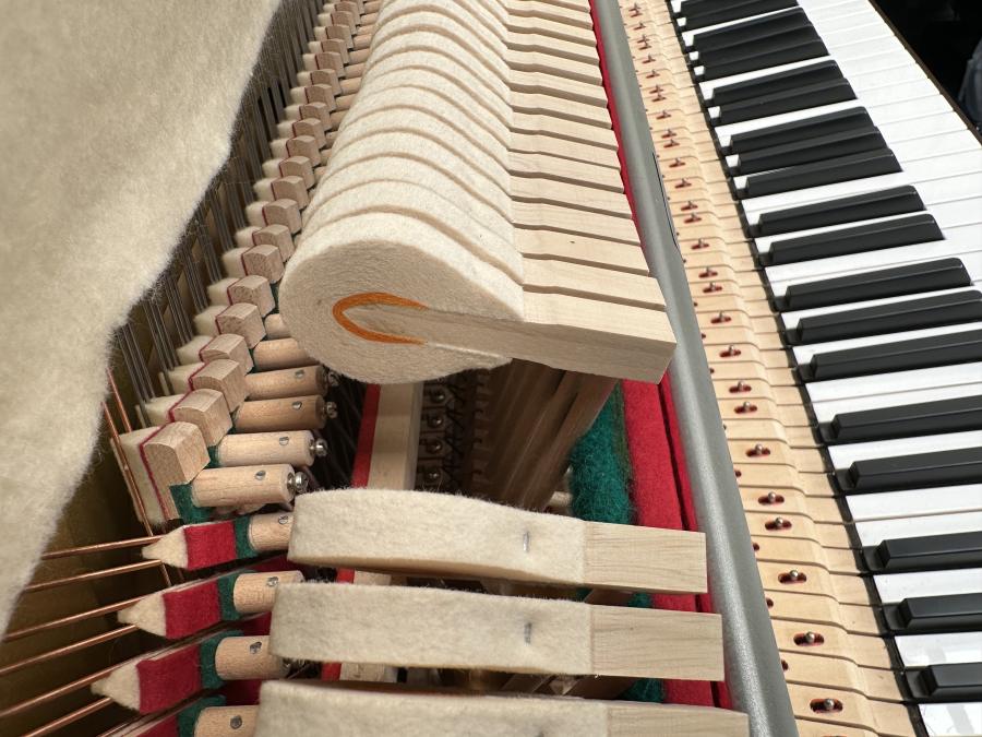 Kemble Compact upright Piano in mahogany – Gallery image – Roberts Pianos Oxford