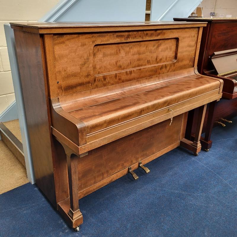 Grotrian Steinweg 120 upright Piano in mahogany – Gallery image – Roberts Pianos Oxford