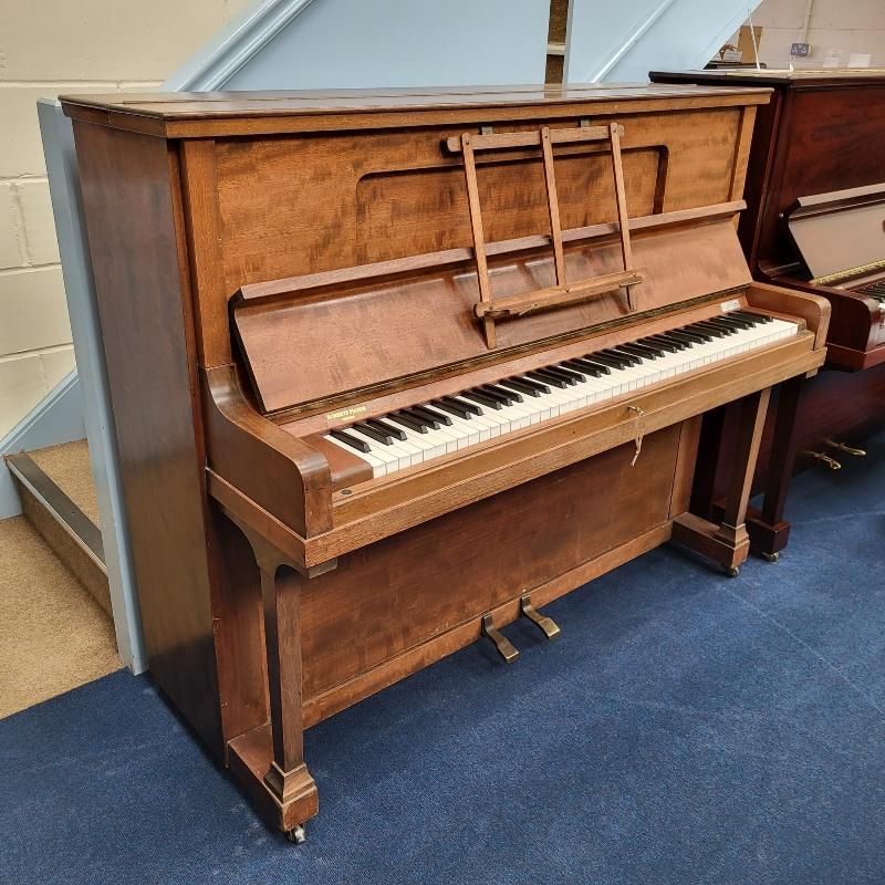 Grotrian Steinweg 120 upright Piano in mahogany – Gallery image – Roberts Pianos Oxford