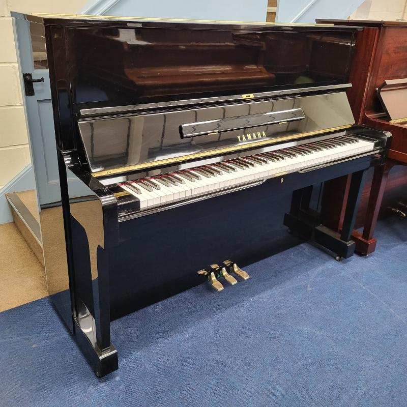 Yamaha U1H upright Piano in Bright black – Featured image – Roberts Pianos Oxford