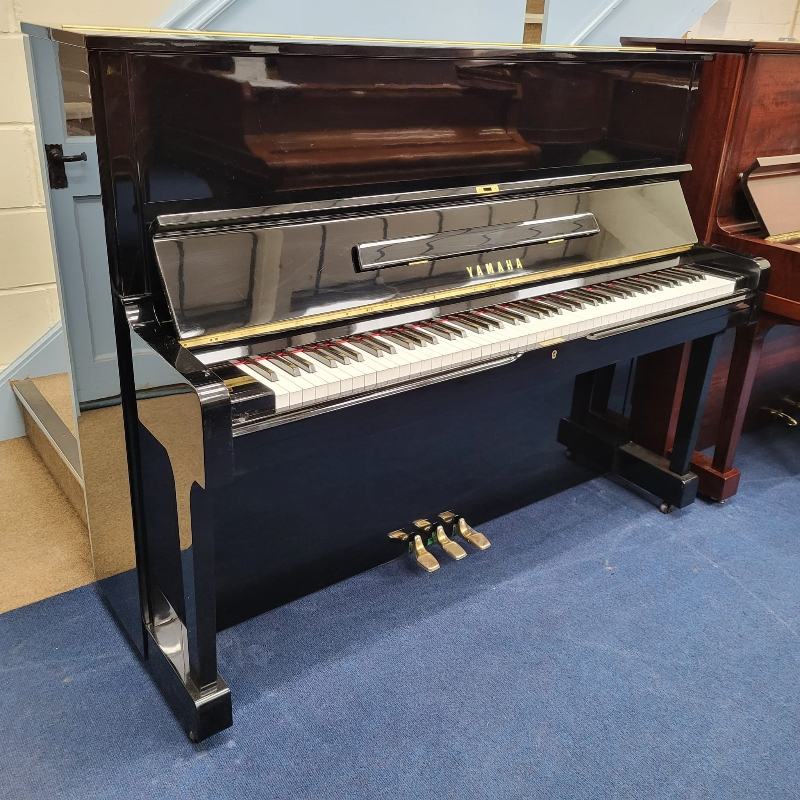 Yamaha U1H upright Piano in Bright black – Featured image – Roberts Pianos Oxford