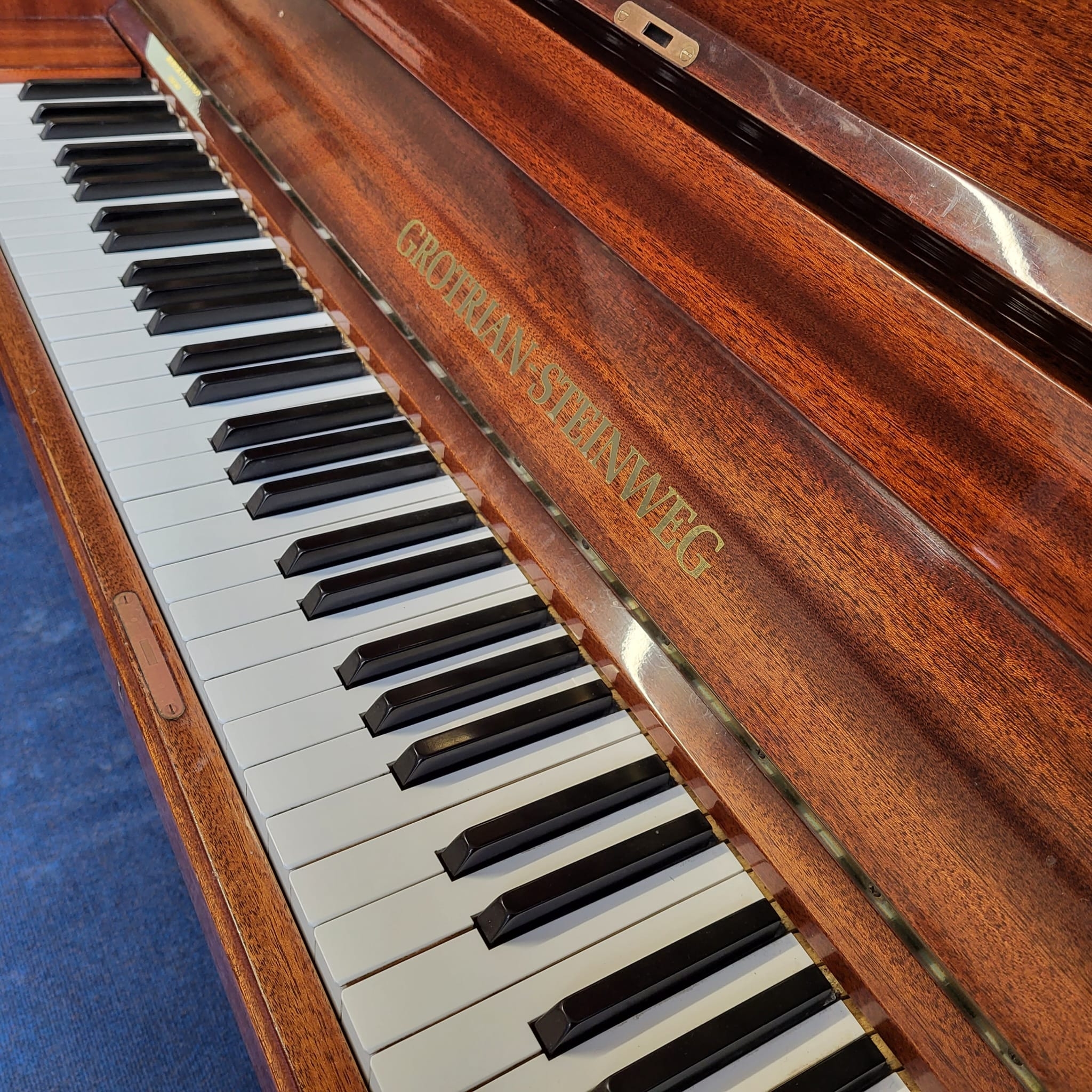 Grotrian Steinweg 122