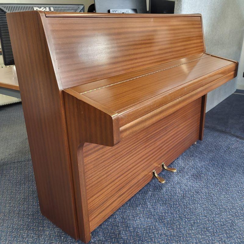 Knight K6 upright Piano in Mahogany – Gallery image – Roberts Pianos Oxford