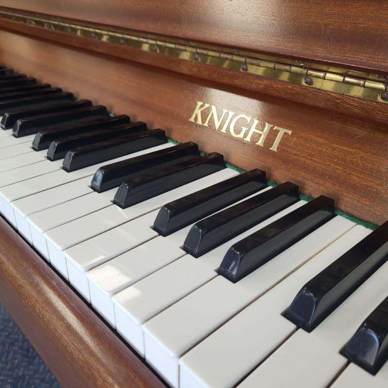 Knight K6 upright Piano in Mahogany – Gallery image – Roberts Pianos Oxford