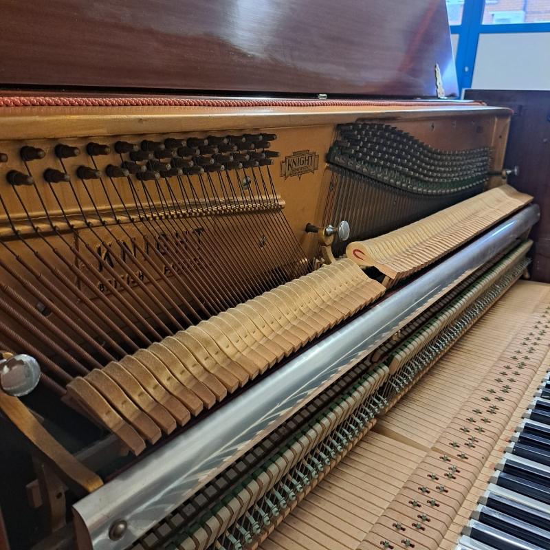 Knight K10 upright Piano in mahogany – Gallery image – Roberts Pianos Oxford